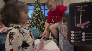 Видеть их улыбки &mdash; лучший рождественский подарок! 🥹✨