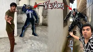 Venom attacked me 😰 Help me Waleed Bhai Big Zoo in Dangerous 😱