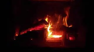 Fireplace 1 hour in full HD resolution.
