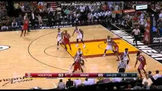 Chris Bosh 5 straight Points vs Rockets (2015.11.01)