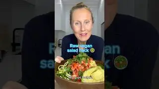 RAW VEGAN SALAD HACK 🥗 #rawvegan #rawfooddiet #veganfood #health #recipe #salad