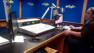 La Karajilla Jessica Lucero en la 103.3 La Mejor Fm  por que tu lo dices Somos la Mejor .
