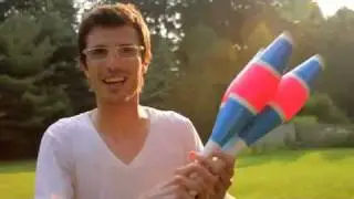 Dub&eacute; Juggling Presents: Clubs, Unicycles, and a Chicken