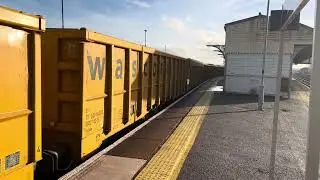 GBRF Platinum Jubilee Class 66 Freight Train Going Through Eastleigh Train Station This Afternoon
