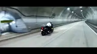 BMW K1200R 라이딩
