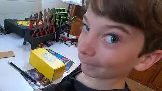 Unboxing The National Geographic Mega Science Magic Kit