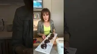 Chocolate Berry Clusters