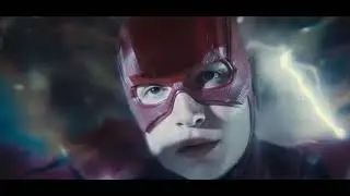 Flash and the speed force. Flash saves JL. #RunBarryRun
