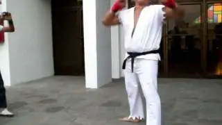 Gordito sushi en acci&oacute;n Ryu cosplay