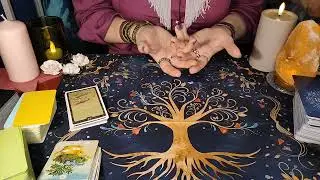 Bienvenidos a la Escuela M&aacute;gica de Lia.Tarot, rituales y or&aacute;culos para aprender, sanar y evolucionar