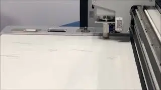 D&eacute;coupe cartons au couteau avec la gamme MECACUT de MECANUMERIC