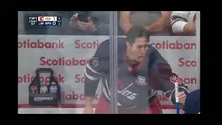 Logan Stanley drops the gloves with Adam klapka