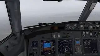 Boeing 737 Patna Airport second fog approach - Cockpit view