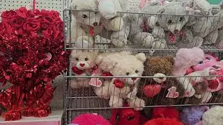 DOLLAR TREE NEW THIS WEEK VALENTINES DAY DECOR. 