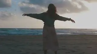 Wave after wave - Meg Blanckenberg REMIX (Joshua Paine) VISUALISER