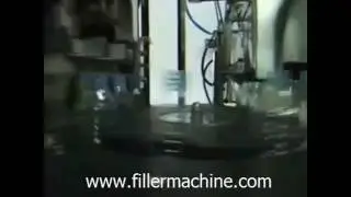 Bottle unscrambler with air conveyor system