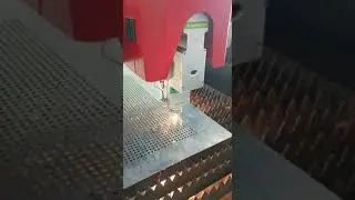 CNC Fiber Laser Cutting Machine (Fly Cutting)  #fiberlasercutting  #fiberlasercuttingmachinefactory