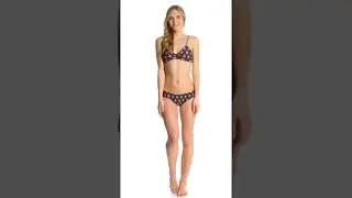 Raisins Rumor Has It Twist Front Macrame Bikini Top | SwimOutlet.com