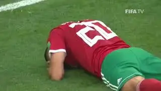 من مشاهد الحلقة الاولى .. عبدالرحيم يشجع منتخب المغرب لكنه شعر بالندم بعد الخسارة المؤلمة من إيران 
