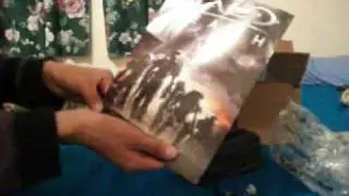 unboxing  thahalogirls package