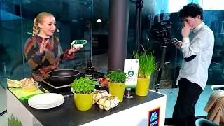 20180118  ANA ZONTAR KRISTANC NAS UCI PECI UMESANA JAJCA - Natur aktivni BIO zajtrk Hofer.