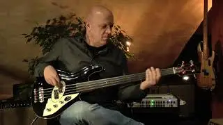 Duesenberg D-Bass fretless presented by Vintage Guitar Oldenburg and Detlef Blanke 00020