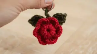 WOW Crochet Flower Bag Hanging Keychain 🌸 | Easy Handmade Crochet Keychain Tutorial