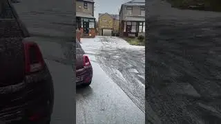 Snow in London #bradford #citybuzz #trending #diversecommunity