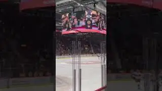 S&ouml;ndags&aring;kande Skellefte&aring; AIK leker med ett krigande Malm&ouml; Redhawks i SHL i Sverige (#Shorts)