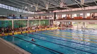 200 mell 3 pálya