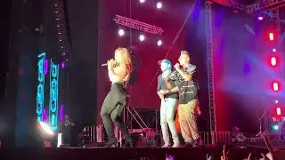 AU-D - UN AMOR ASI 11/12