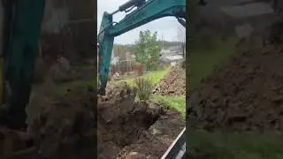 услуги мини экскаватора в городе Екатеринбурге  8908 922 92 89