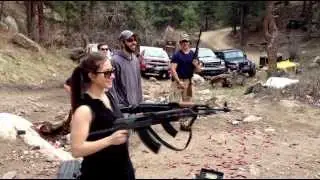 Akimbo AK-47s and Pistols!!!