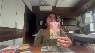 Apke person apko physically kaise view karte hai? ❤️&zwj;🔥 (18+) { Timeless } || Tarot Reading (Hindi)