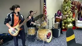 Iridescent Bloom - Blue Badeka (Live)