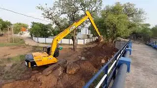 Jcb long boom excavator work 
