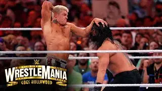 Роман Рейнс против Коди Роудса &mdash; матч за титул чемпиона Вселенной WWE: лучшие моменты воскресного...