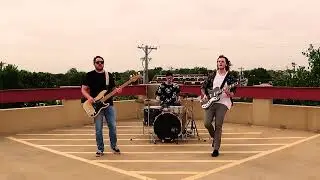 Moon Pigeons - New Vibration (Official Music Video)