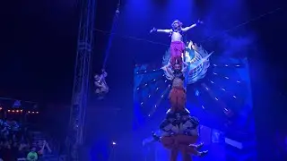Cirque Berserk Hyde Park Winter Wonderland 2025 Acrobatics/Aerial Straps