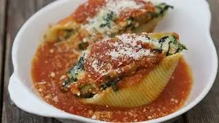How to Make Vegetarian Spinach & Cheese Stuffed Shells