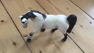 Детская игрушка лошадка из Германии.