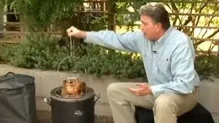 Frying Turkey with The Big Easy&reg; Oil-Less Turkey Fryer from Char-Broil&reg;