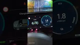 How does a hybrid car work?