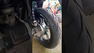 Nyobak ganti ban belakang vario 150 ukuran besar merek IRC 😁