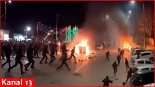 По протестующим открыли огонь боевыми патронами &ndash; &laquo;Крупнейшее насилие с 1979 года&raquo; &ndash; Число погибш...