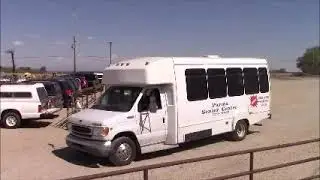 N 984 2002 Ford E450 Passenger Bus