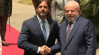 Lula encontra Lacalle Pou | AFP