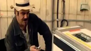 Boris - Ren&egrave; fa gli auguri a Benigni