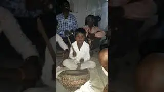 5 साल की उम्र में बुंदेली नगरिया बजाने का  जज्बा
