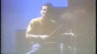 Inner City - Good Life (live at The Apollo)